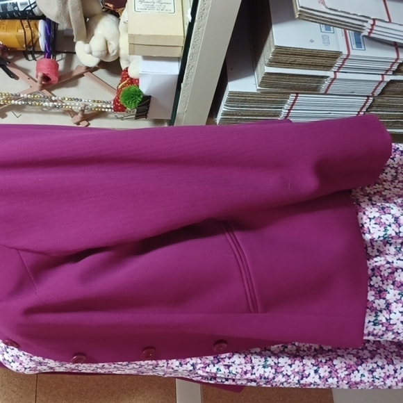 VALERIE STEVENS BLAZER SIZE 18W IN A BEAUTIFUL FUSHA COLOR - Picture 3 of 6